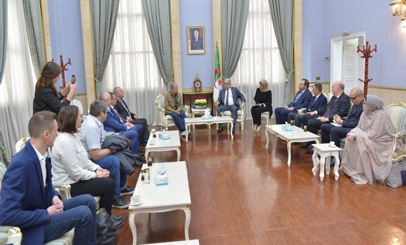 إسبانيا الصحراء الغربية والغاز، ضمن مباحثات زيارة وفد من البرلمان الاوروبي للجزائر