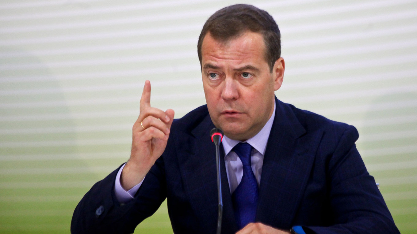 Le tweet lourd de sens de Dmitry Medvedev…