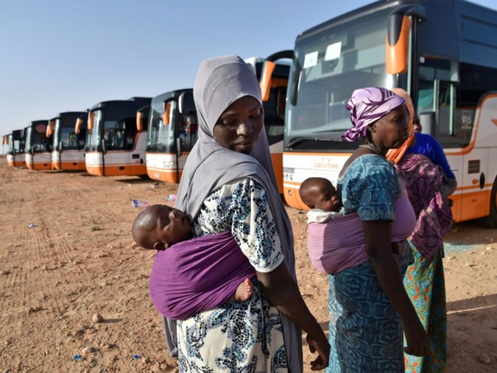 ترحيل أكثر من 1200 مهاجر بعد إعادة فتح الحدود مع النيجر