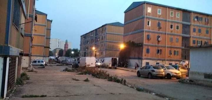 وضع حجر أساسها تبون كوزير سكن: عائلات مقصية من ترحيل سكان حي الطليان بوهران