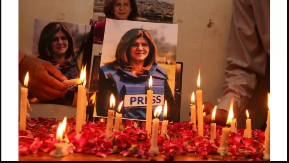 الاحتلال الإسرائيلي يقمع مسيرة تشييع جثمان الصحفية شيرين