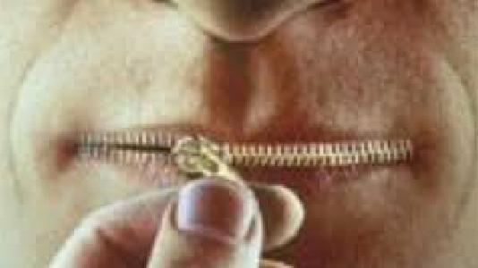 لجنة مناهضة القمع: ” السلطة تريد ضمان صمت شامل للشعب، لهذا امتد القمع للثقافة والجامعة والنقابات”