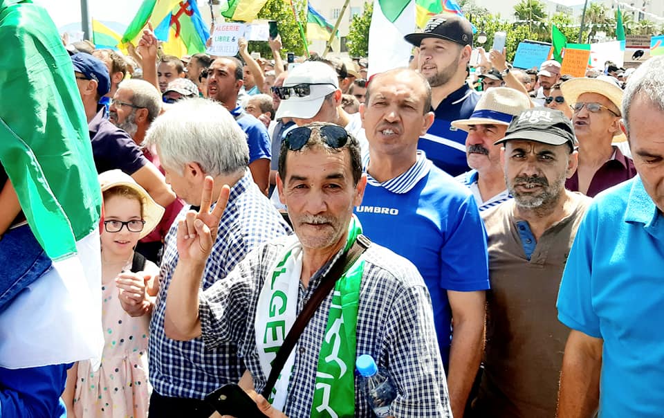 Hirak : l’ancien policier Zahir Moulaoui condamné à 18 mois de prison ferme