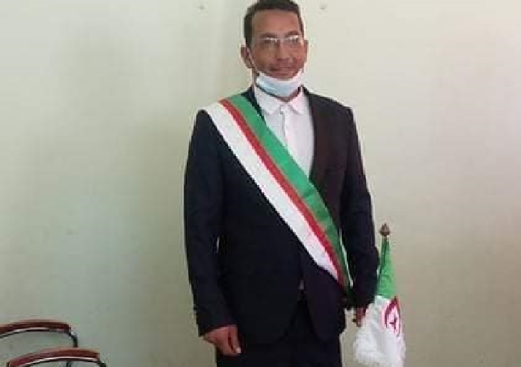 القاضي وضعه تحت الرقابة القضائية: رئيس البلدية المنتمي للأفافاس متابع بالمادة 87 مكرر