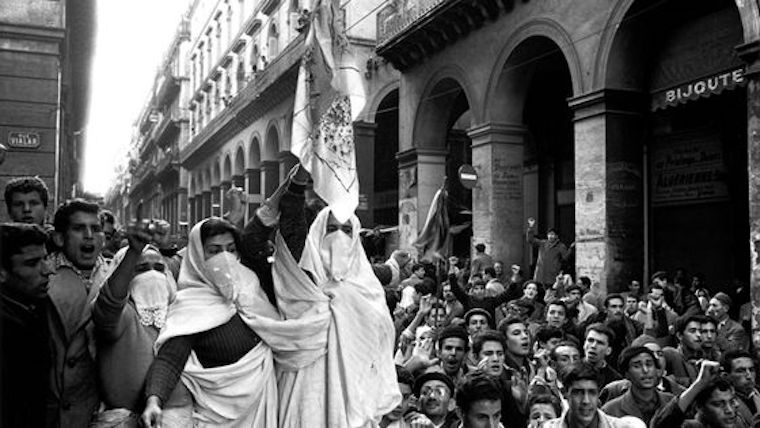 Blog⎜La révolution, le martyr et l’avenir