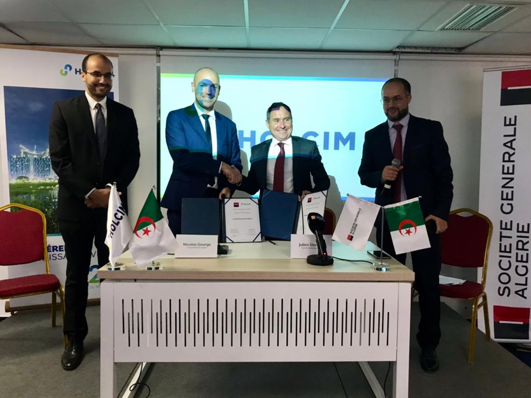 ستصدر 10 ملايين طن من مادة الكلنكر : لافارج تشتكي قدم حضيرة الشاحنات الجزائرية