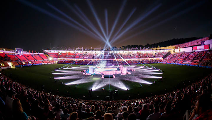 بعد صعوبة اقتناءها..السوق السوداء تطرح تذاكر حفل اختتام الألعاب المتوسطية بأسعار خيالية