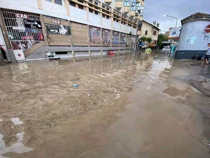 سوق أهراس: تسرب المياه إلى المنازل وغلق طرقات  حصيلة أمطار أمس