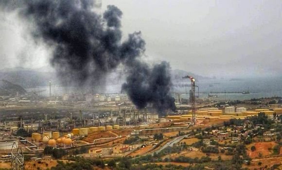 حريق مركب التكرير بسكيكدة: سوناطراك تعلن عن وفاة عامل اليوم