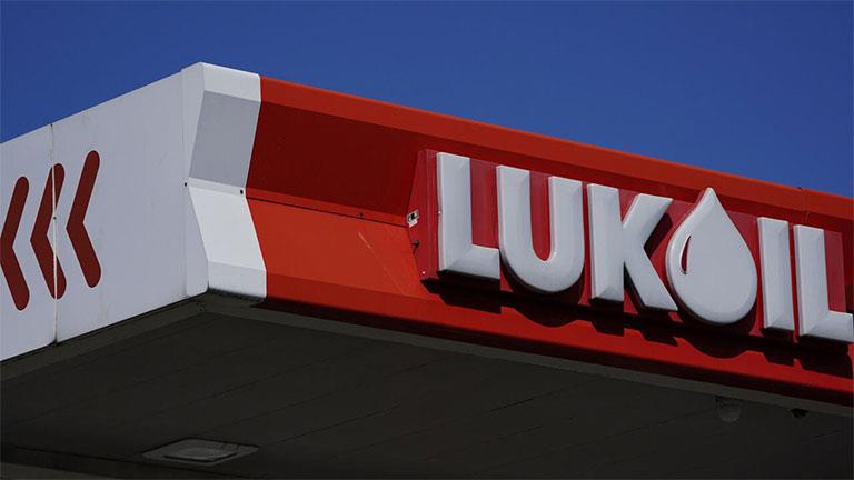 انتحار رئيس ثاني أكبر شركة نفطية بمستشفى عسكري روسي 