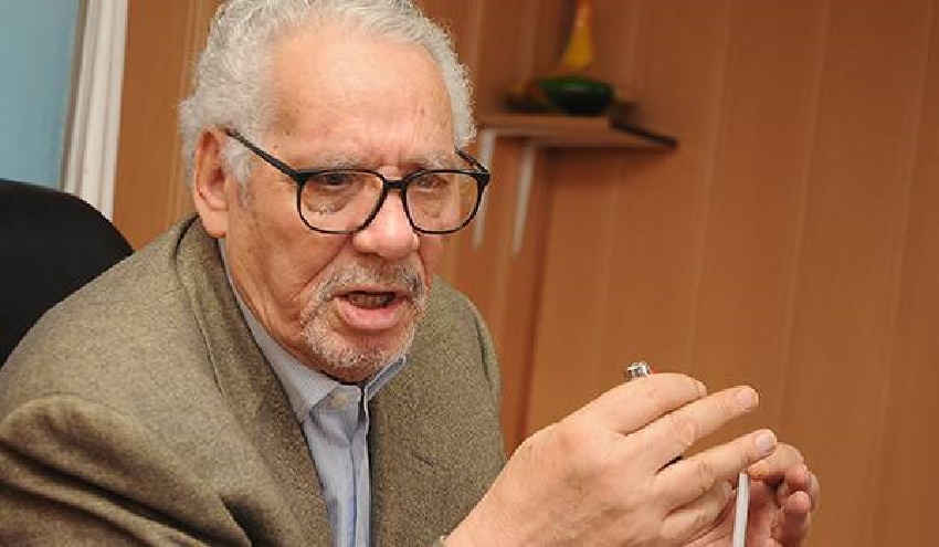 “نزار بعد غيابه عن مراسيم تكريمه من طرف تبون: “مازلت حيا وأنا في الجزائر