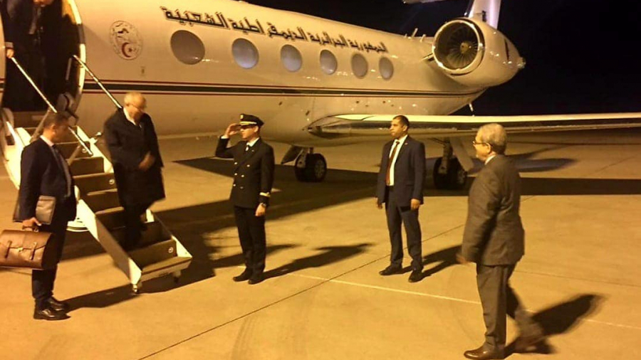 حل ليلا بتونس: ماذا تحمل الرسالة التي حملها لعمامرة  من تبون إلى قيس سعيّد