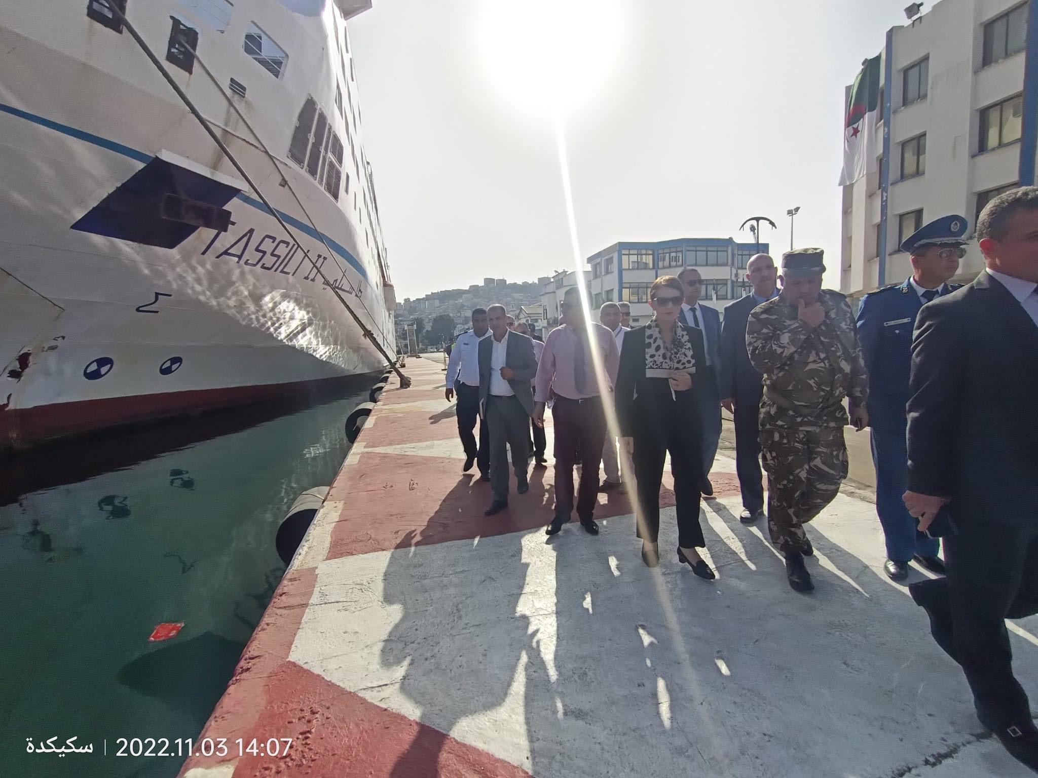 سفينة “طاسيلي02” تتعرض لحادث وسُلطات سكيكدة تتدخل لصالح المسافرين