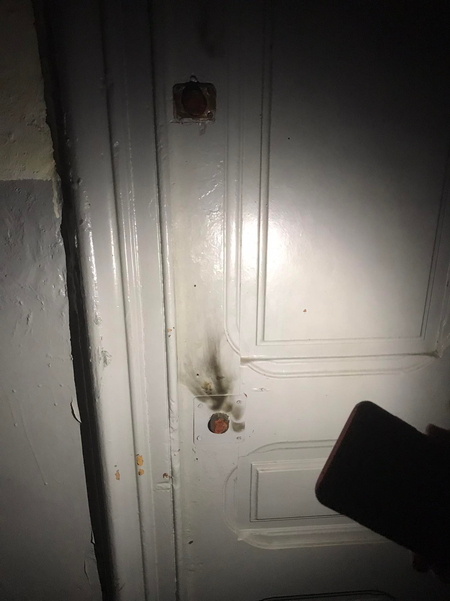 حَملة إدانة وطنية ودولية واسعة لإعتقال الصَحفي القاضي إحسان وتَشمييع مُؤسستيه الإعلاميتَين