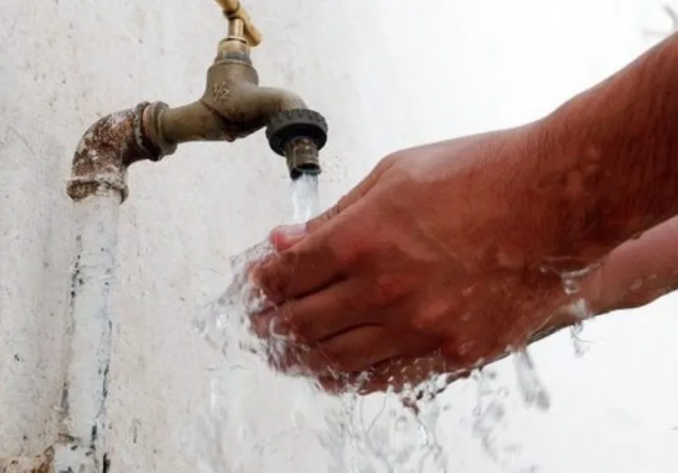 بسبب تراجع المنسوب عبر الوطن: شركة التوزيع  بوهران تقرّر تخفيض نسب التزويد بالمياه