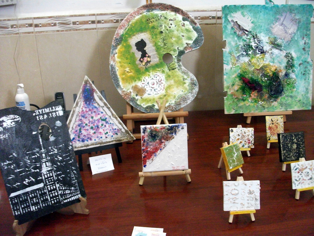 Stances picturales de Narimane Sadat Cherfaoui