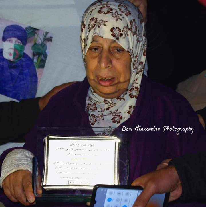 بعد تخفيض عقوبتهم إلى 16 شهرا نافذة: فتيحة داودي ورفقاء لها من حراك عنابة يغادرون سجن القليعة