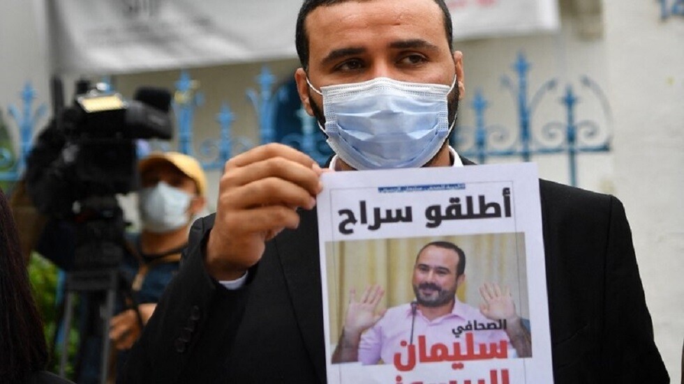 توصية البرلمان الأوروبي حول المغرب تعيد الجدل حول استهداف صحفيين بتهم “جنسية” ‎‎