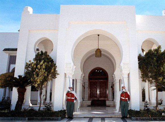 على خلفية قضية أميرة بوراوي: تبون يأمر باستدعاء سفير الجزائر في باريس