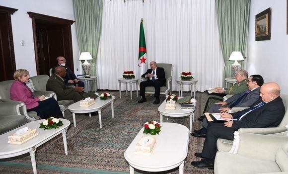 تبون وشنقريحة يستقبلان قائد القيادة العسكرية الأمريكية بإفريقيا