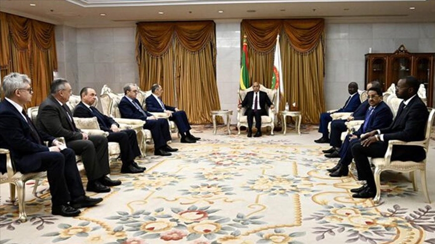 في أول زيارة من نوعها: الرئيس الموريتاني يستقبل وزير الخارجية الروسي لافروف