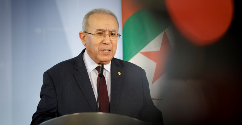 غاب عن مؤتمرات إفريقية وعربية: ماذا وراء غياب لعمامرة وصعود ورقة بلاني