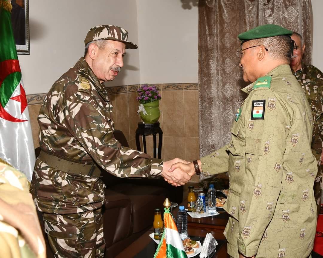 حراك في مالي ودوريات عسكرية مشتركة مع النيجر: هل هي مخاوف سيناريو السودان بالجوار