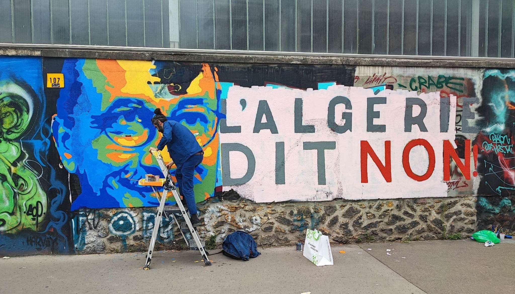 Réalisée par l’artiste Fares Yessad: une fresque murale en hommage à Ihsane El Kadi et les détenus d’opinion