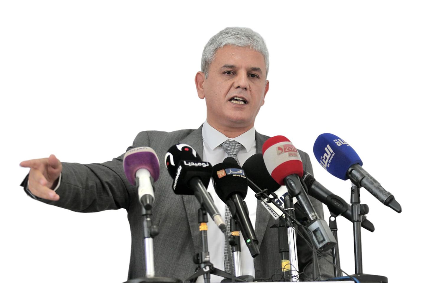 محسن بلعباس:”رد فعل المؤسسات التشريعية الوطنية على البرلمان الأوروبي مثير للشفقة”