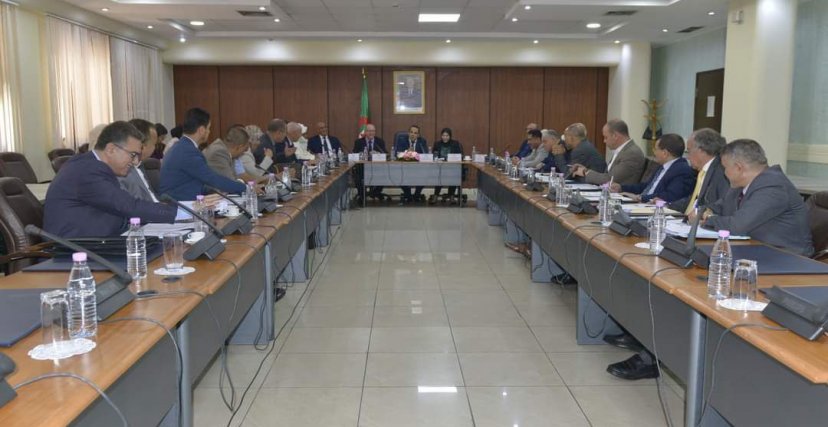 المصادقة بالإجماع على المادة 22 من قانون الإعلام محل الإلغاء