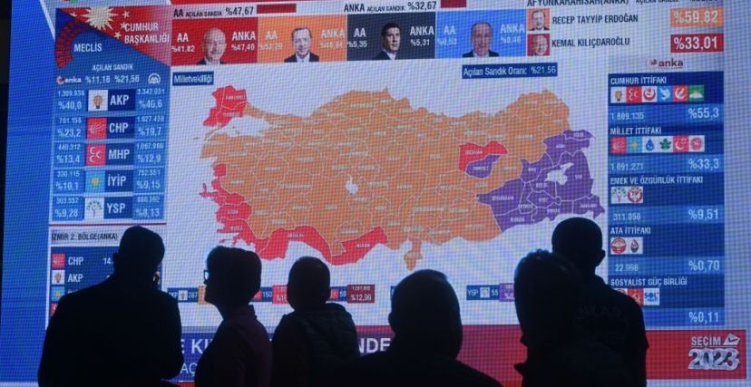 الإنتخابات الرئاسية التركية: نحو دور ثاني والمعارضة تحدث المفاجئة