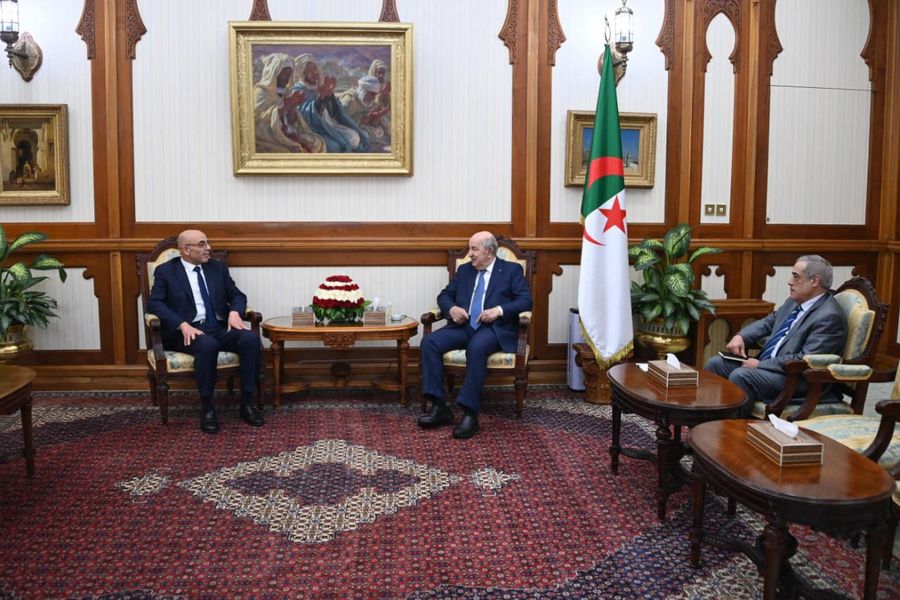 حمس تناقش ملف “الحريات الإعلامية”مع الرئيس تبون