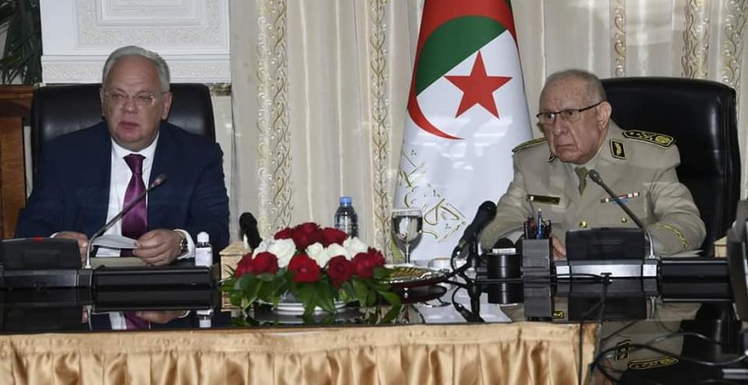 أيام عن زيارة تبون لموسكو: شنقريحة يستقبل مسؤول عسكري روسي