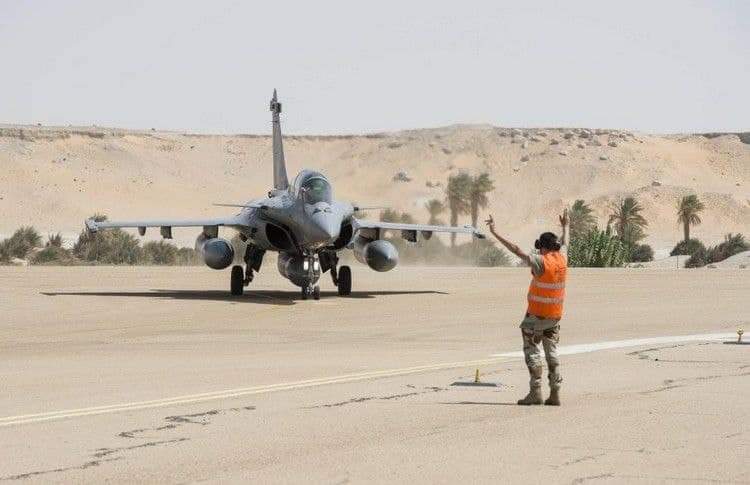 بعد انتهاء مهلة “إيكواس”: الترقب في النيجر وقادة الانقلاب يعلنون غلق المجال الجوي