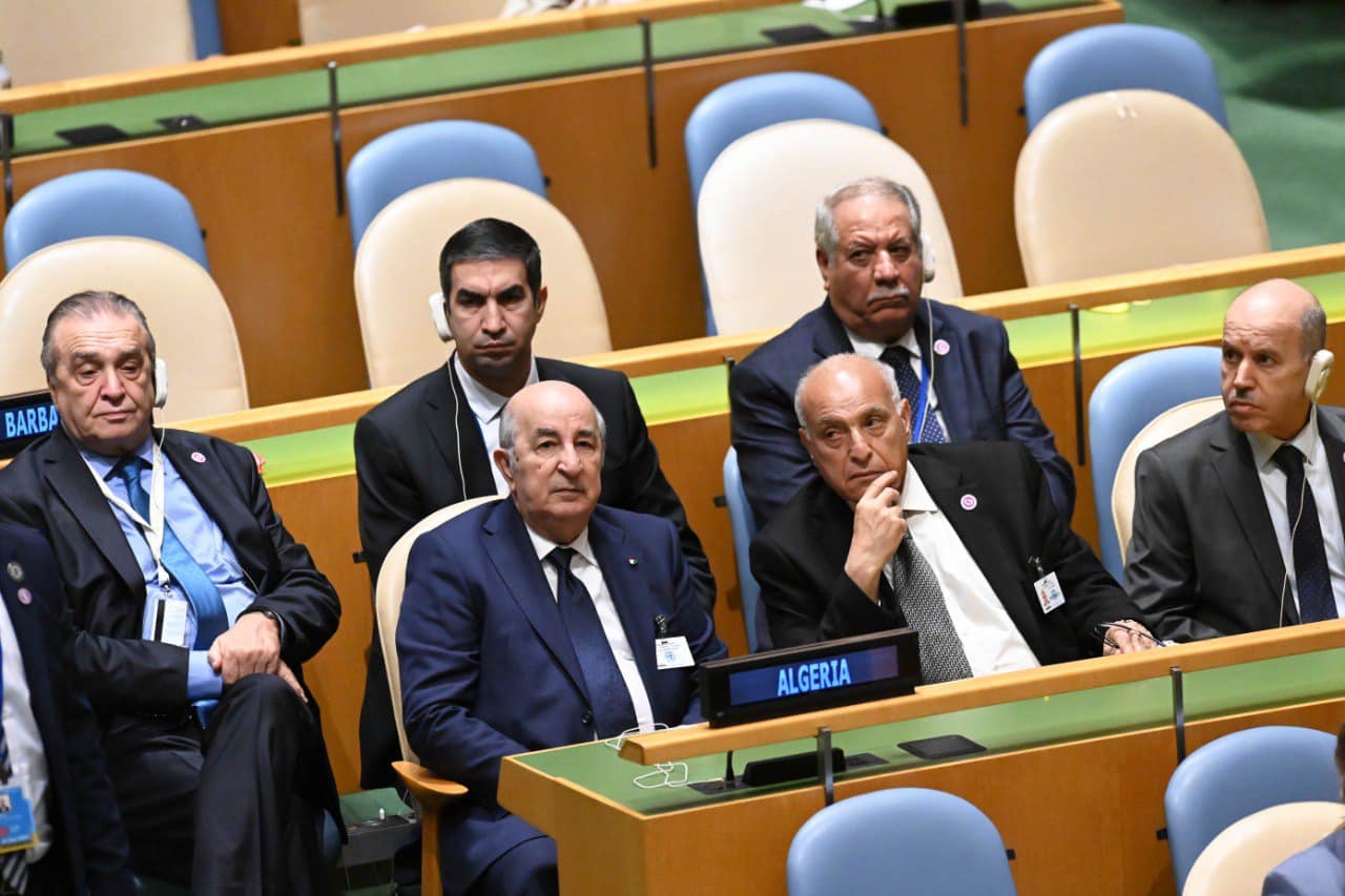 الجزائر تدعُو إلى جلسة استثنائية للتصويت على عضوية أُممية لفلسطين
