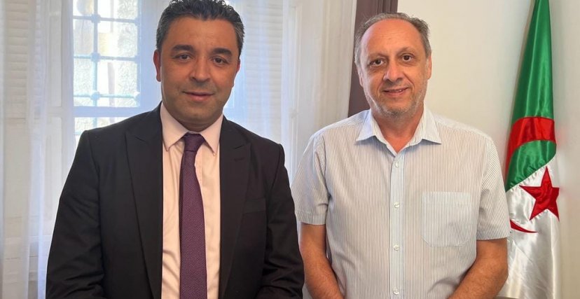 الأفافاس يلتقي جيلالي سفيان في سياق مبادرة سياسية