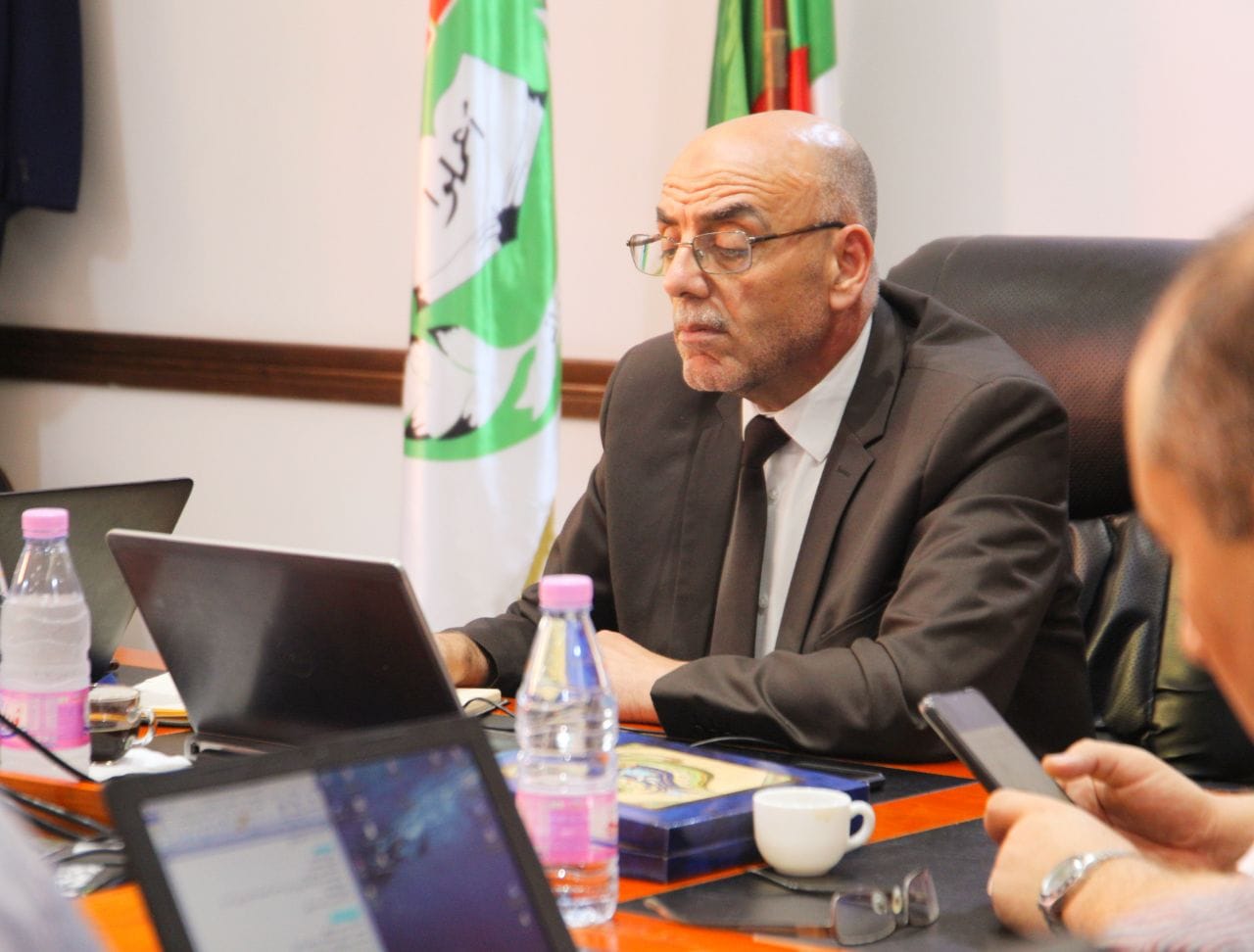 بعد مبادرتي التلاحم والأفافاس: حمس تدعو السلطة لقيادة وفاق وطني جامع