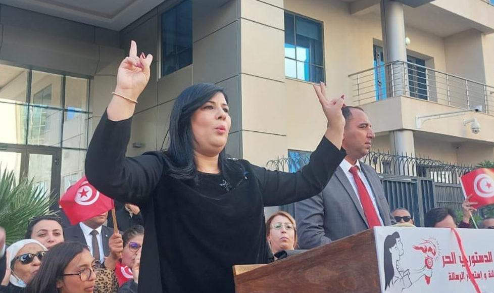 Tunisie : Abir Moussi, la cheffe du Parti Distourien libre placée en détention