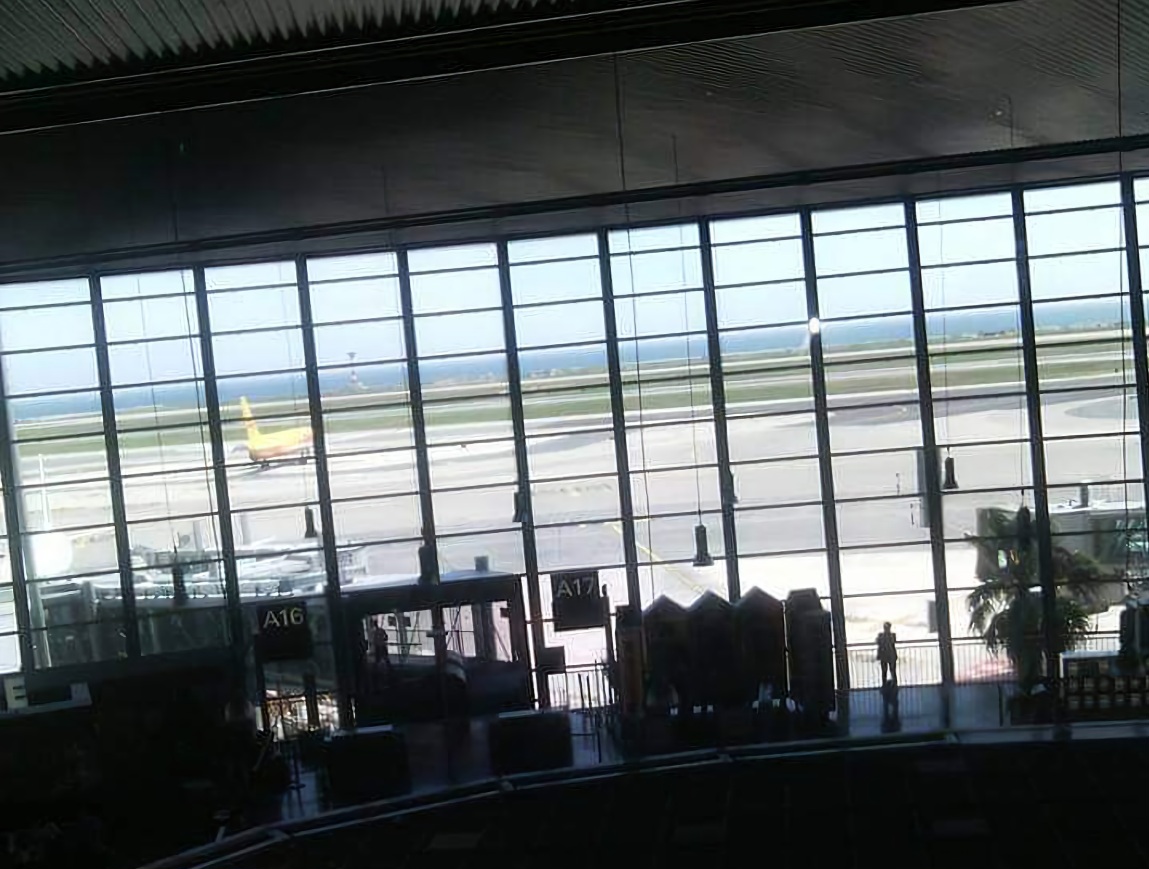 France : six aéroports évacués après des alertes à la bombe