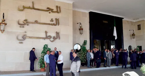 البرلمان: جلسة التصويت على قانونيي الصحافة المكتوبة والإلكترونية والسمعي البصري اليوم