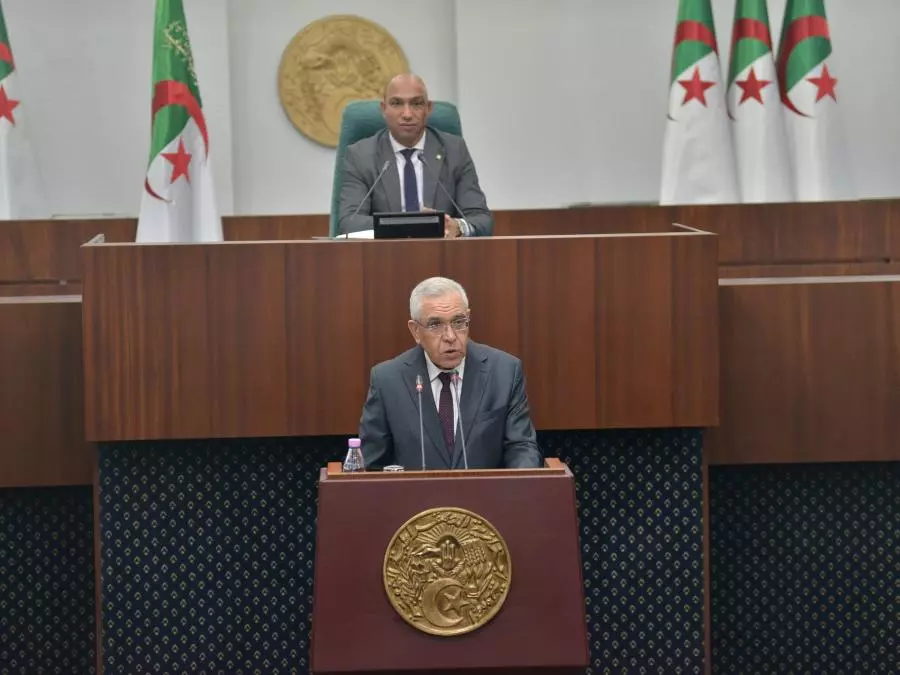 مشروع قانون مكافحة التزوير واستعماله: عقوبات تصل إلى 30 سنة سجن والمؤبد