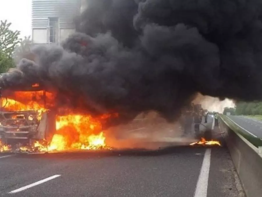 Oran : cinq morts et quatre blessés dans l’incendie d’un camion