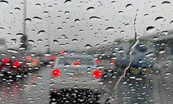 استمرار تساقط الأمطار الرعدية بشرق البلاد لغاية يوم الغد