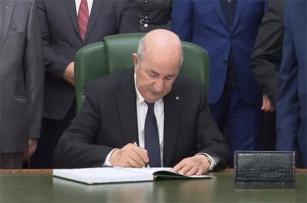 Comportant un budget historique : Tebboune signe la loi de finances 2024