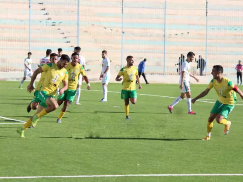 الرابطة الأولى موبيليس : شبيبة الساورة تنفرد بالوصافة ووفاق سطيف يعود من بعيد