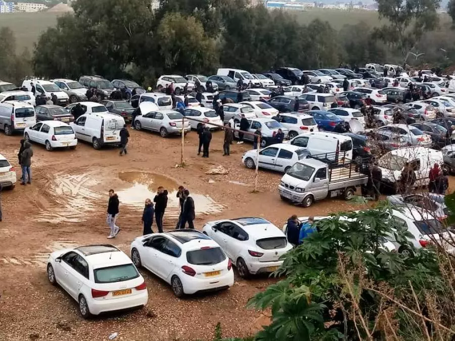 بعد ثلاث سنوات من الغلق: إعادة فتح سوق السيارات المستعملة بتيجلابين