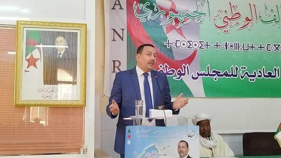 ساحلي يدعو السلطة لتمكين الجزائريين والمعتقلين والصحفيين حرياتهم قبل الرئاسيات