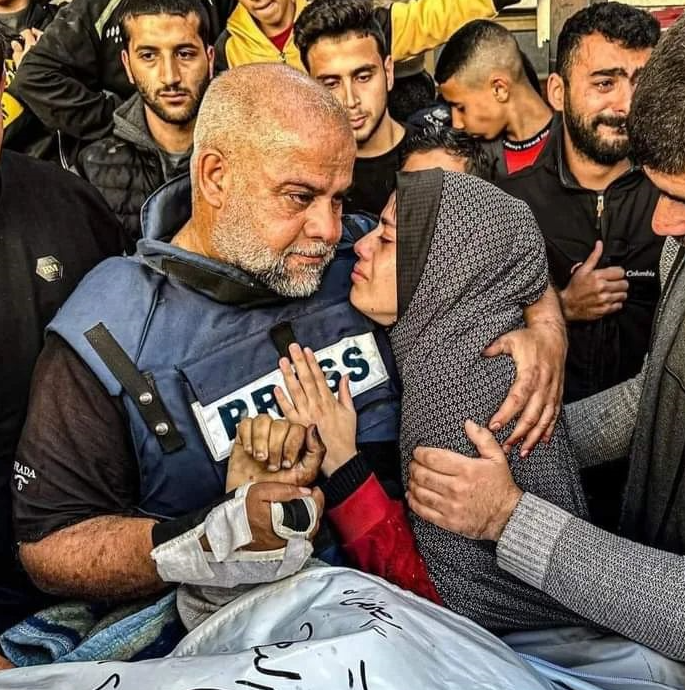 وائل الدحدوح ناعيا نجله الصحفي حمزة: كان “روح الروح” ومستمرون بالعمل