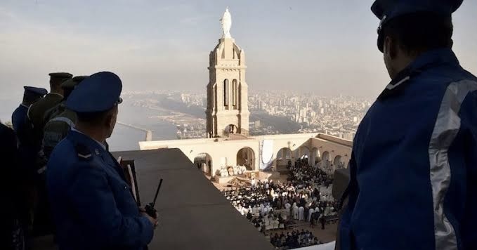 حريات دينية: الخارجية الأميركية تضع الجزائر تحت المراقبة وعطاف يتأسف ويرد