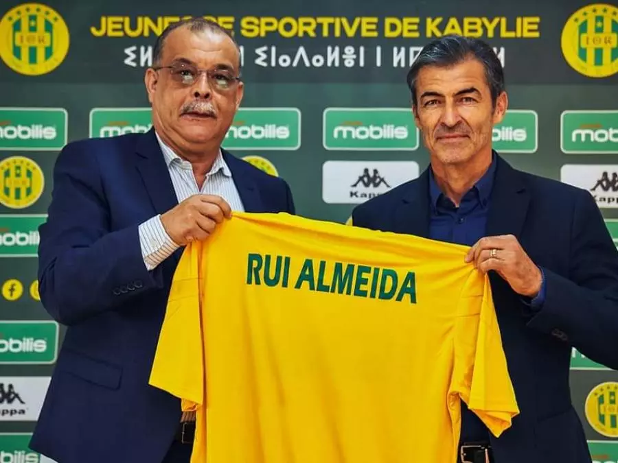 La JSK limoge son entraineur portugais Rui Almeida
